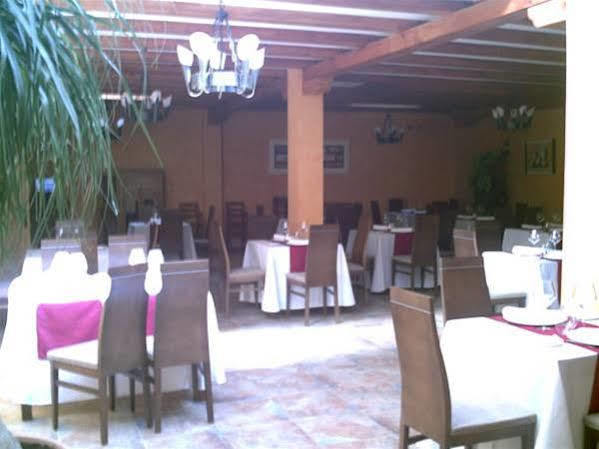 Hotel Alda Tordesillas Buitenkant foto
